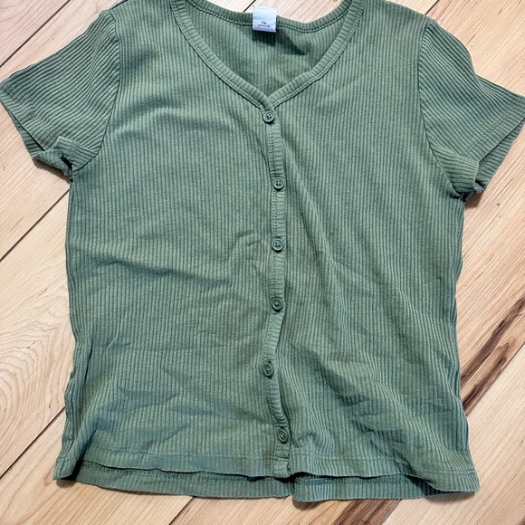 Old Navy short sleeve shirt - Picture 1 of 5